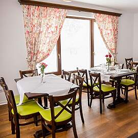 Antiker Esstisch 80x120cm