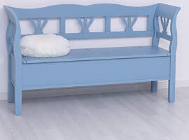 Blaue Sitzbank mit Rückenlehne und Stauraum