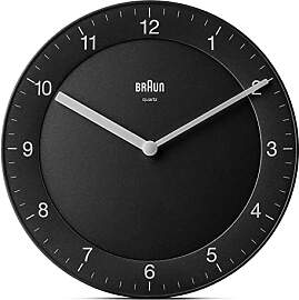 Braun Klassische analoge Quarzwanduhr in