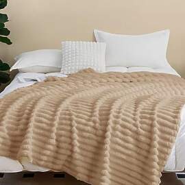 CALIYO Kuscheldecke Flauschig Decke Wohndecke