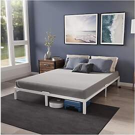 Dreamzie Bett 200x200 mit Lattenrost aus Metall -