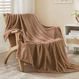 EMME Kuscheldecke Flauschige - 3D-Touch-Erlebnis