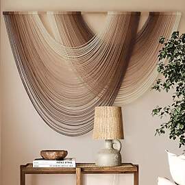 Flber Makramee-Wandbehang im Boho-Stil mit