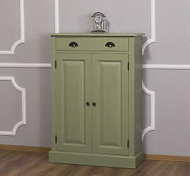 Grüner Vertiko im Landhauslook