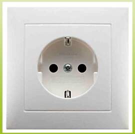 Hager Berker 47429909 Steckdose SCHUKO
