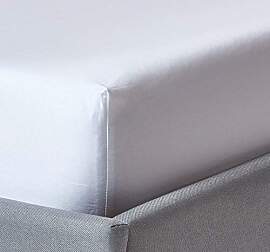 HOMESCAPES Satin Spannbettlaken Bio-Baumwolle