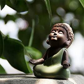 Kingzhuo Kleine süße Baby-Buddha-Statue aus