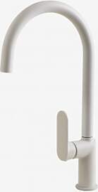 Küchenarmatur Mit Hohem Auslauf Aus Messing