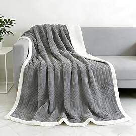 Kuscheldecke Flauschig 150x200 cm – Beidseitige
