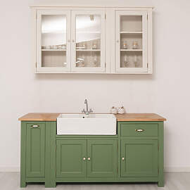 Landhaus Küchenzeile Massivholz grün