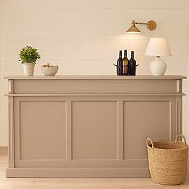 Langer Tresen - Bar im Landhausstil cremegrau
