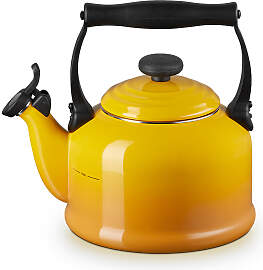 Le Creuset Wasserkessel Tradition 2,1 Liter Nectar