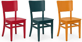 Massivholzstuhl Nordic Style farbig lackiert,