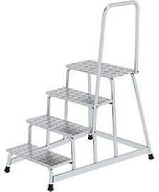 MUNK Montagetritt mit Handlauf 50044 silber 4