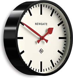 NEWGATE® Luggage wanduhr | Moderne Retro Metall