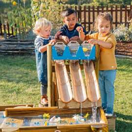 Outdoor-Kindertagesstätte, Wasser, Laufen,