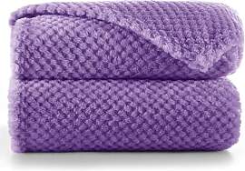 RESTILO Kuscheldecke 70x150 cm violett Decke