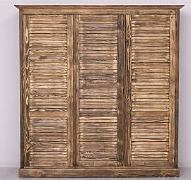 Rustikaler Kleiderschrank Holz braun tief