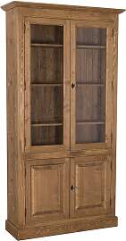 Rustikaler Vitrinenschrank im Landhausstil
