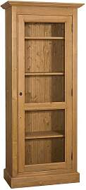 Schmaler Vitrinenschrank in Landhausoptik gewachst
