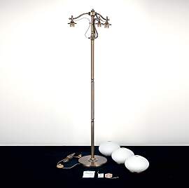 Stehlampe EMPIRE, 3-flammig, Patina