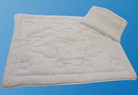 Steppbett + Kopfkissen DREAMS