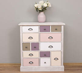 Vintage Apothekerschrank im Landhausstil rosa