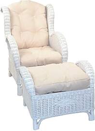 Weißer Rattan Sessel mit Fußhocker und