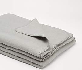 Yogabox Flauschige Kuscheldecke 150x200 cm,