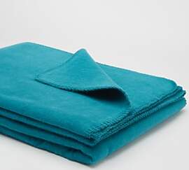 Yogabox Flauschige Kuscheldecke 150x200 cm,