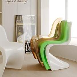 ZTransparent Panton-Stuhl aus Kunststoff: